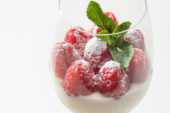 Witte Chocolademousse Met Frambozen