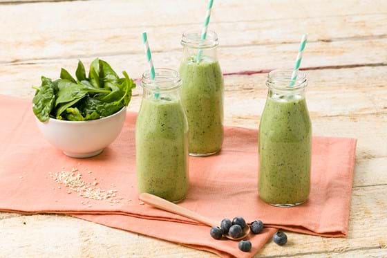 Blueberry and spinach smoothie
