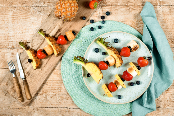 Kleurrijke Fruitmarshmallow Spiesjes