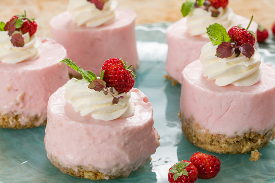 Kwarktaartjes Met Framboos Aardbeien