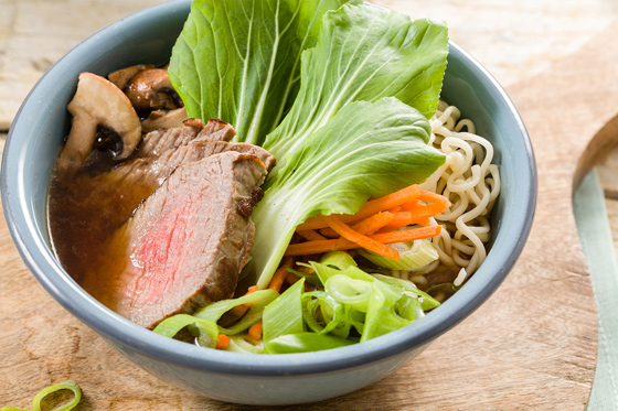 Noedelsoep Met Shanghai Paksoi